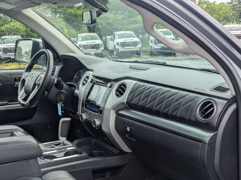 Used 2017 Toyota Tundra Platinum AWD/4WD image 36
