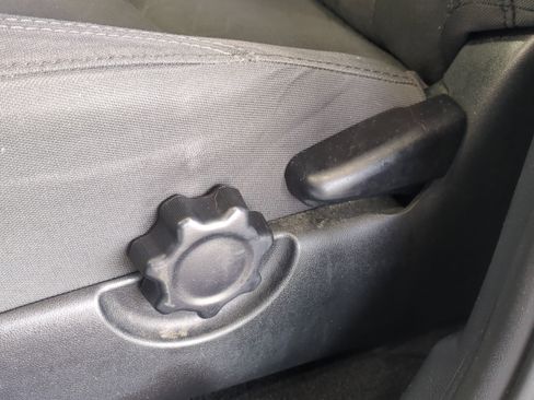 Used 2018 Toyota Tacoma TRD Sport image 22