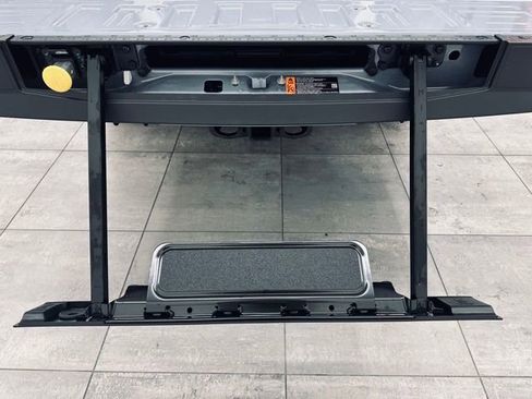 New 2026 Ford F250 Platinum image 26