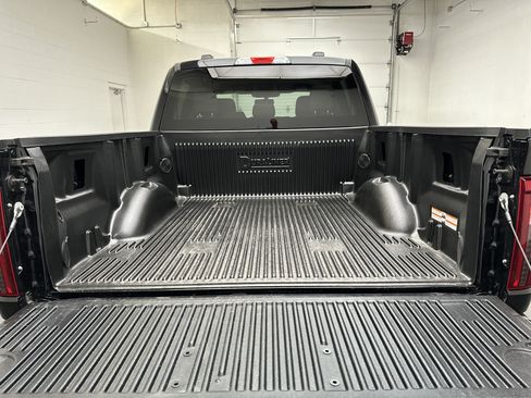 Used 2024 Ford F150 XLT AWD/4WD image 17