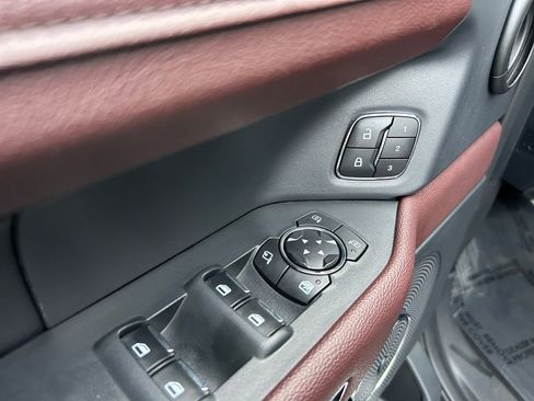 Used 2024 Ford Expedition Max Limited image 23