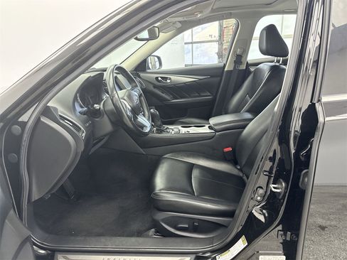 Used 2021 INFINITI Q50 Luxe image 11