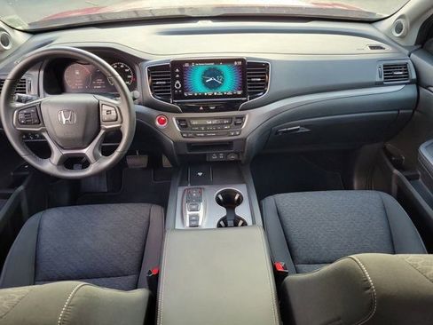 Certified 2024 Honda Ridgeline Sport image 2