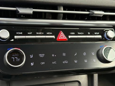 New 2026 Hyundai Tucson Limited image 19