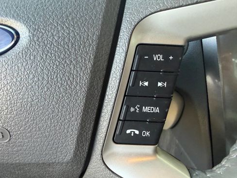 Used 2011 Ford Fusion SEL w/ 302A Rapid Spec Order Code image 16