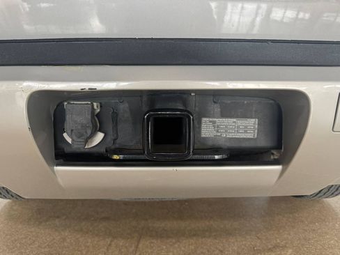 Used 2007 GMC Yukon SLT w/ SLT Preferred Equipment Group RWD image 30