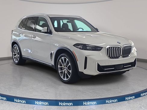 Used 2024 BMW X5 xDrive40i AWD/4WD image 4