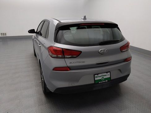 Used 2020 Hyundai Elantra GT image 6