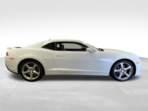 Used 2015 Chevrolet Camaro SS w/ RS Package RWD image 11