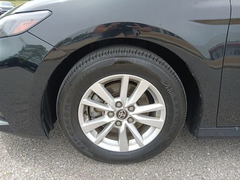 Used 2025 Toyota Camry LE FWD image 10