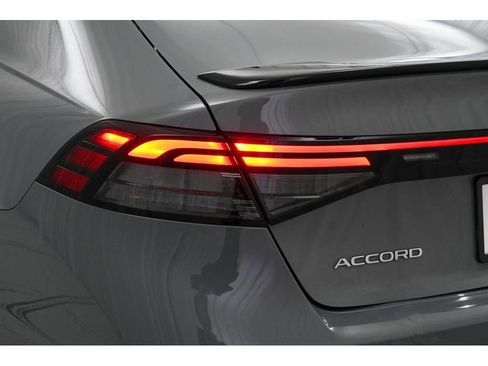 Used 2024 Honda Accord Sport image 24