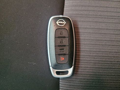 Used 2024 Nissan Sentra SV image 32