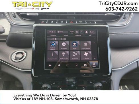 New 2025 Jeep Grand Cherokee L Altitude image 27