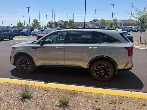 Used 2023 Kia Sorento SX AWD/4WD image 18