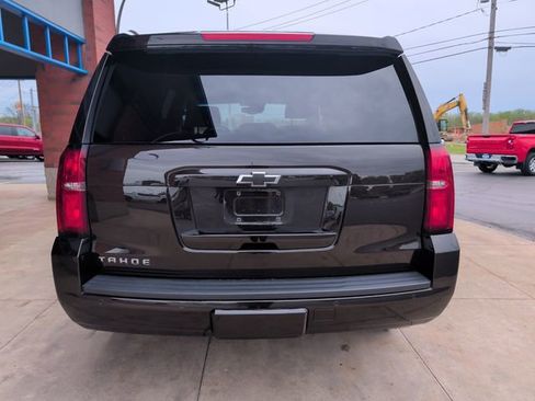 Used 2018 Chevrolet Tahoe LT w/ LT Signature Package AWD/4WD image 8