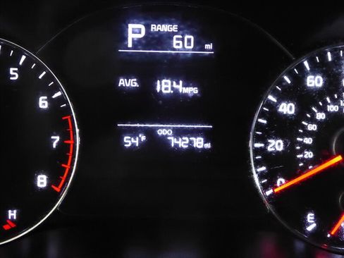 Used 2018 Kia Forte LX image 13