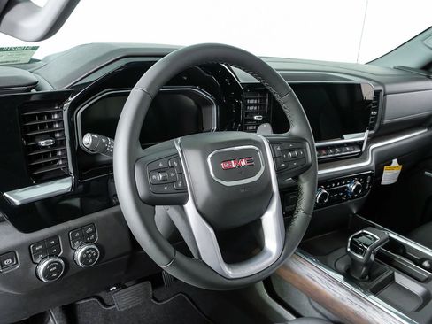 New 2026 GMC Sierra 1500 SLT w/ SLT Premium Plus Package AWD/4WD image 4