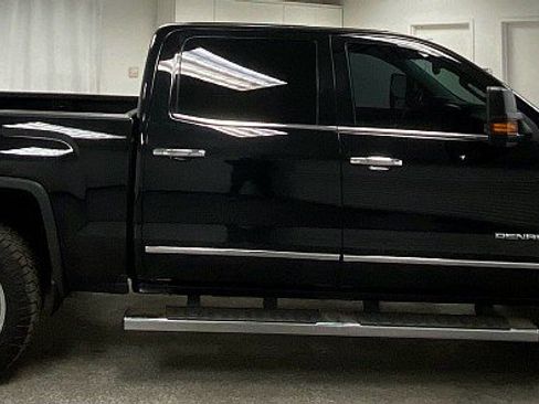 Used 2018 GMC Sierra 1500 Denali image 4