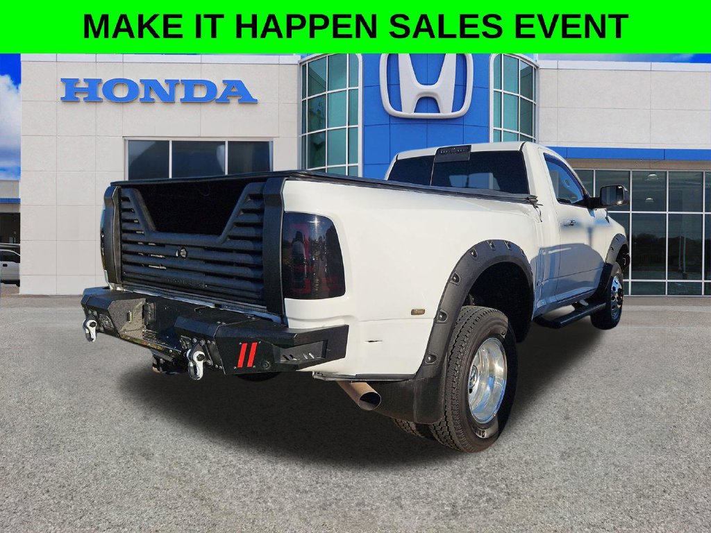 Used 2015 RAM 3500 SLT w/ Popular Equipment Group AWD/4WD image 16