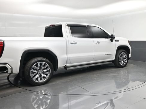 Used 2024 GMC Sierra 1500 Denali w/ Denali Reserve Package AWD/4WD image 3