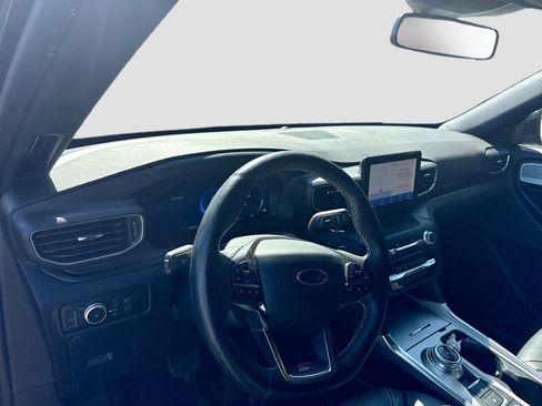 Used 2020 Ford Explorer ST AWD/4WD image 9