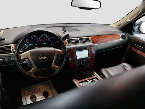 Used 2012 Chevrolet Tahoe LTZ AWD/4WD image 22