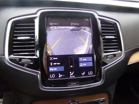 Used 2016 Volvo XC90 T6 Inscription image 64