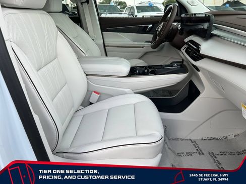 New 2026 Buick Enclave Avenir w/ Super Cruise Package AWD/4WD image 20