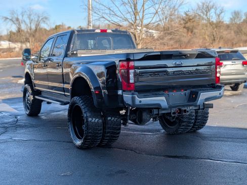 Used 2022 Ford F350 Lariat w/ Lariat Ultimate Package image 10