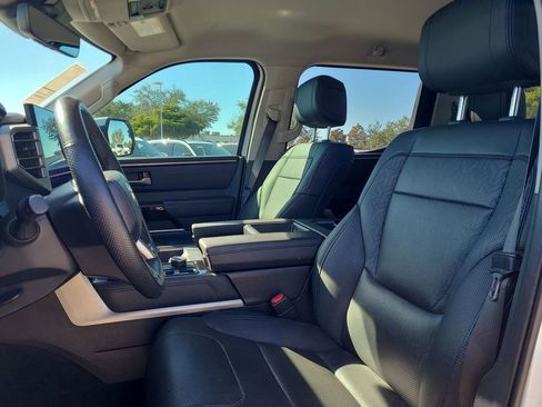 Used 2023 Toyota Tundra Limited image 27