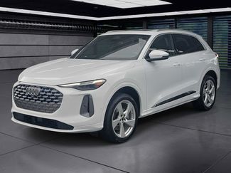 Certified 2025 Audi Q5 Premium Plus AWD/4WD video 1