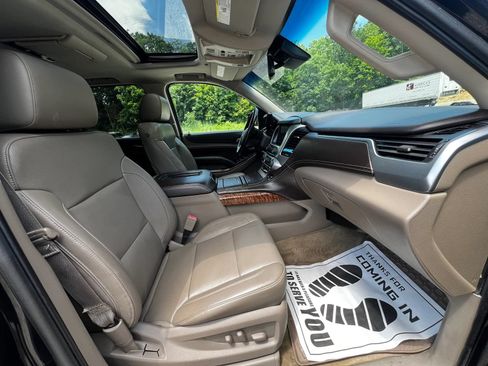 Used 2015 Chevrolet Suburban LTZ AWD/4WD image 13