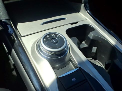 Used 2023 Ford Explorer ST-Line AWD/4WD image 19
