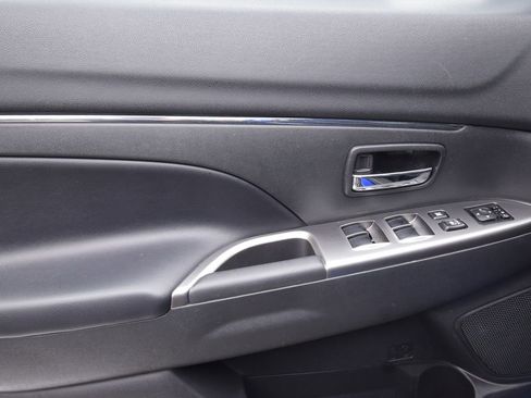 Used 2024 Mitsubishi Outlander Sport SE image 22