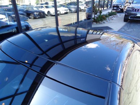 Used 2013 Mercedes-Benz SLK 250 w/ Premium I Pkg image 9