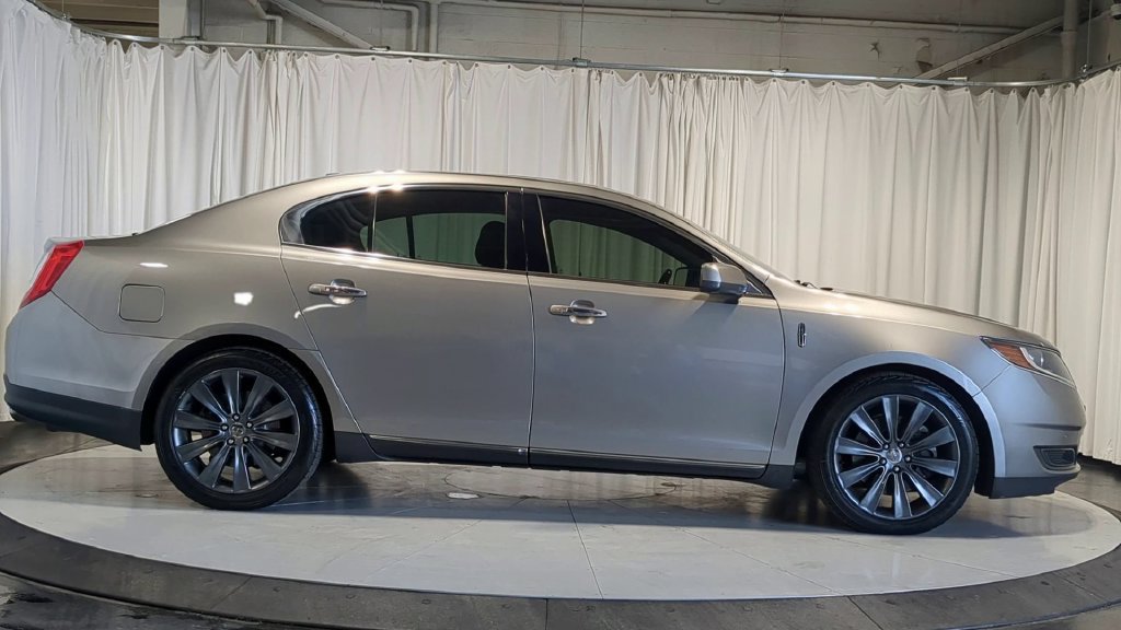 Used 2015 Lincoln MKS AWD w/ Equipment Group 201A image 11