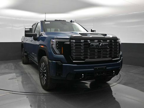 New 2026 GMC Sierra 2500 Denali Ultimate w/ Max Trailering Package AWD/4WD image 2
