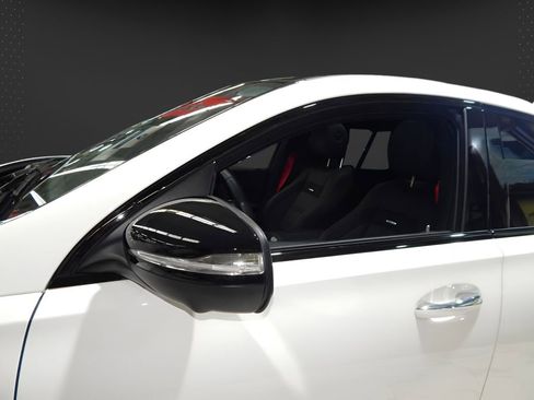 Used 2023 Mercedes-Benz GLE 53 AMG 4MATIC w/ Exterior Lighting Package image 11