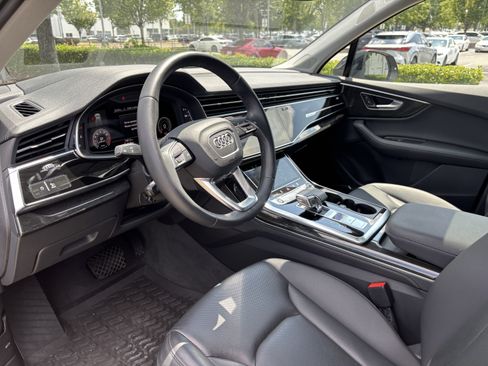 Certified 2023 Audi Q7 3.0T Prestige AWD/4WD image 17