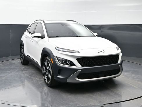 Used 2022 Hyundai Kona Limited image 4