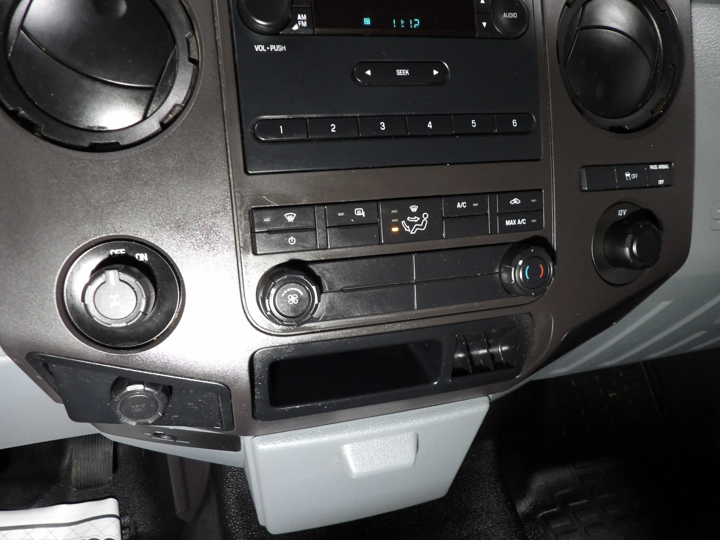 Used 2016 Ford F250 XL w/ Power Equipment Group RWD image 17