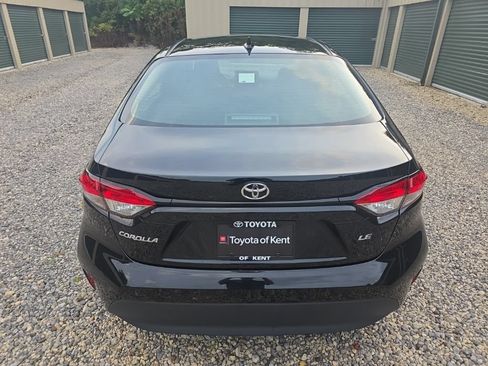 Used 2024 Toyota Corolla LE FWD image 5