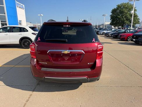 Used 2017 Chevrolet Equinox Premier w/ Enhanced Convenience Package FWD image 3