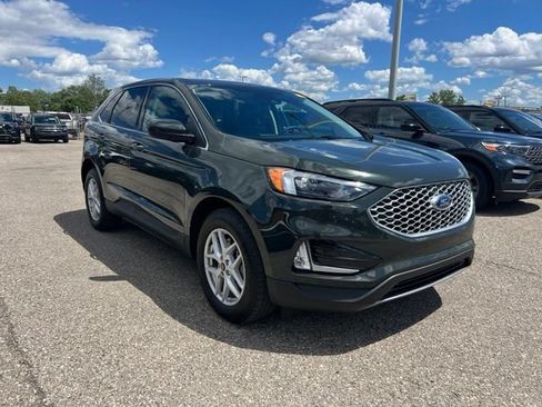 Certified 2024 Ford Edge SEL w/ Convenience Package AWD/4WD image 3