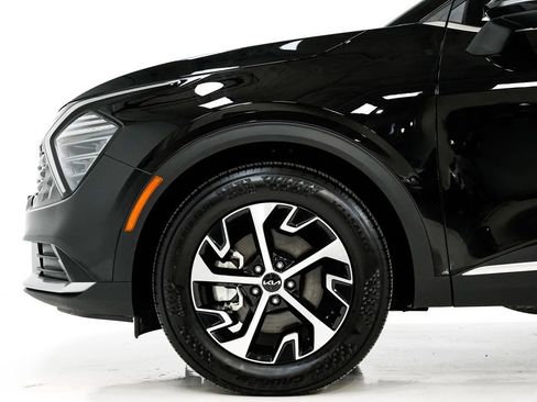 Certified 2025 Kia Sportage EX image 27
