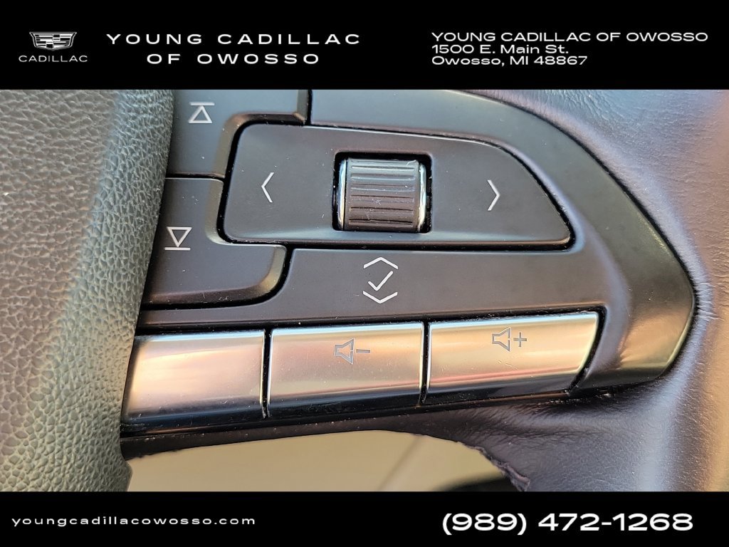 Used 2023 Cadillac XT4 Premium Luxury w/ Cold Weather Package AWD/4WD image 17
