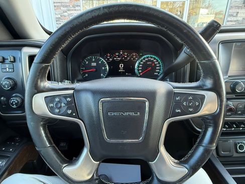 Used 2018 GMC Sierra 1500 Denali image 23