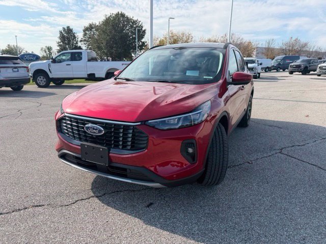 Used 2026 Ford Escape Platinum w/ Premium Technology Package AWD/4WD image 6
