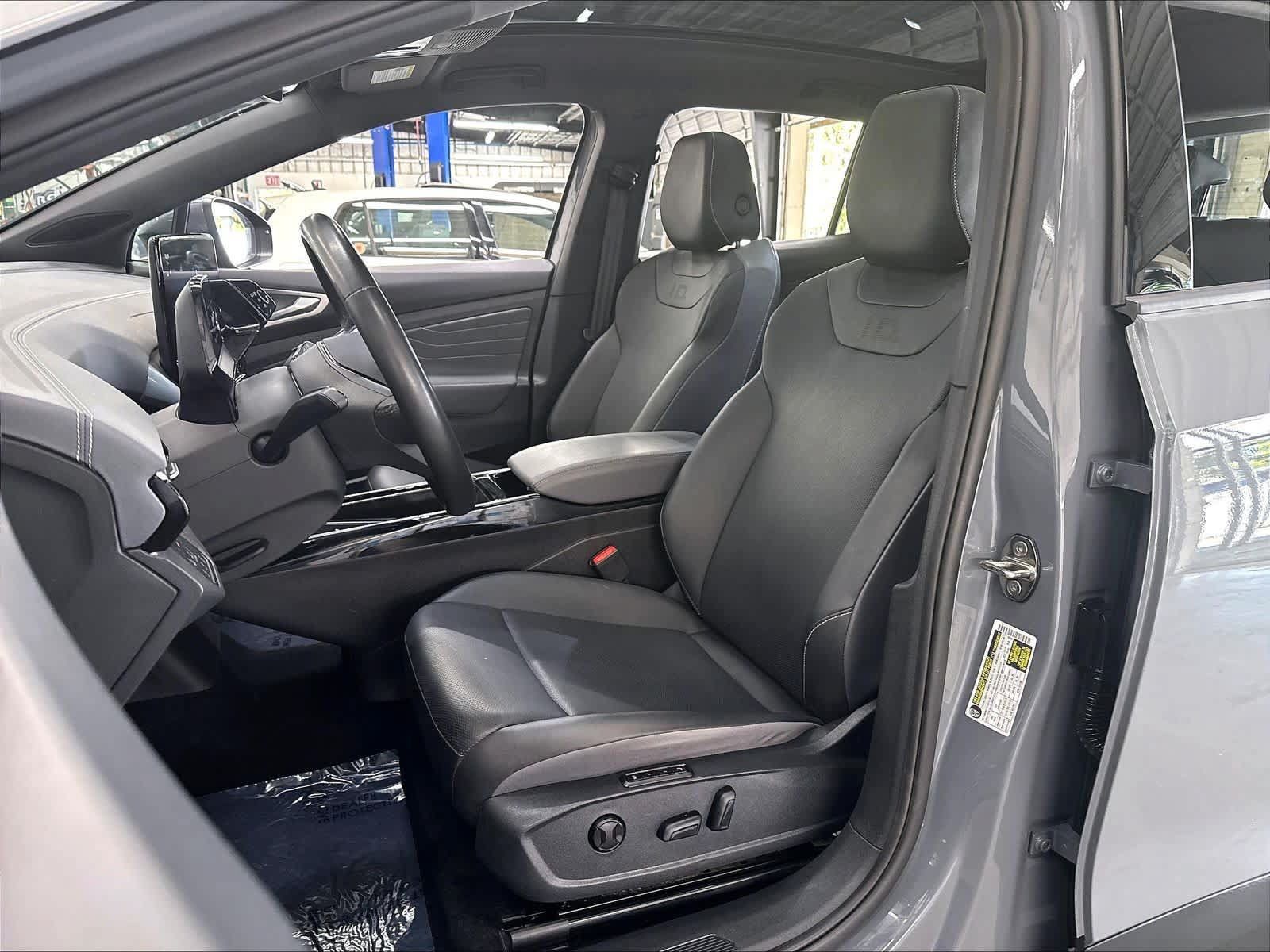 Used 2023 Volkswagen ID.4 Pro S Plus AWD/4WD image 24