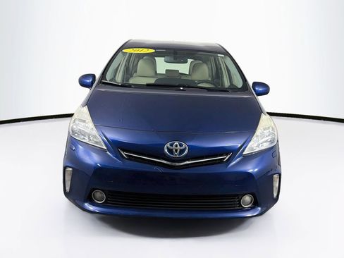 Used 2012 Toyota Prius V Five FWD image 2